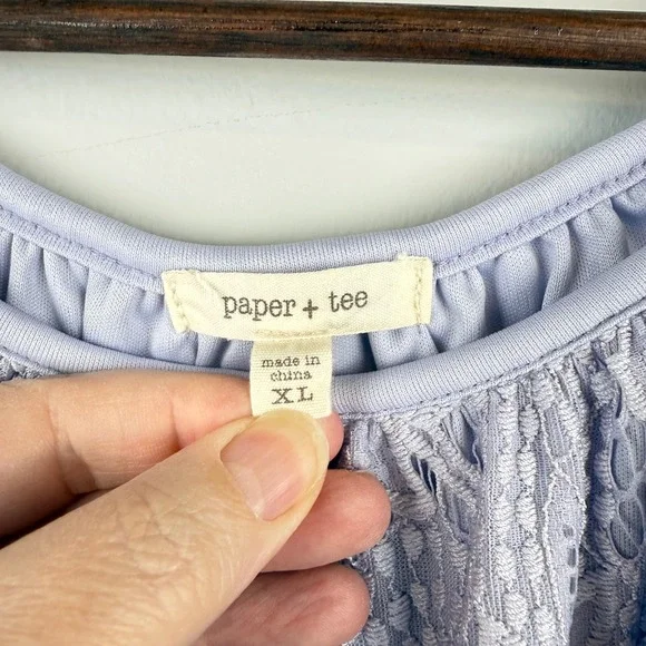 Paper + Tee Halter Tank Top Womens XL Lavender Lace Scallop Hem Elegant - Picture 2 of 7